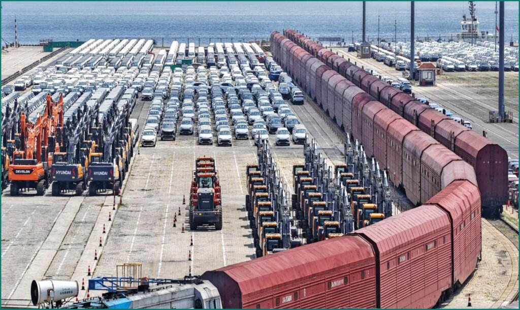 China’s economy grows 4.3% in Q2, slowest since late