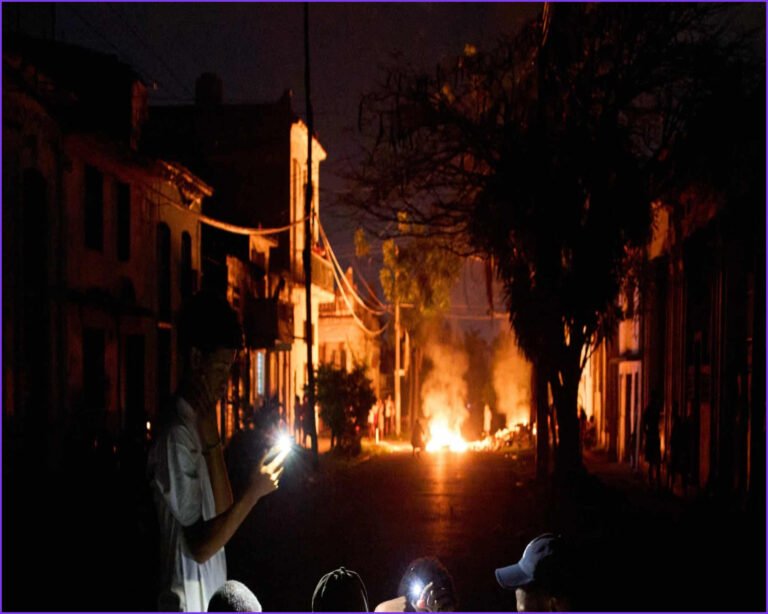 Cuba Faces Social Breakdown Amid Power Grid Crisis