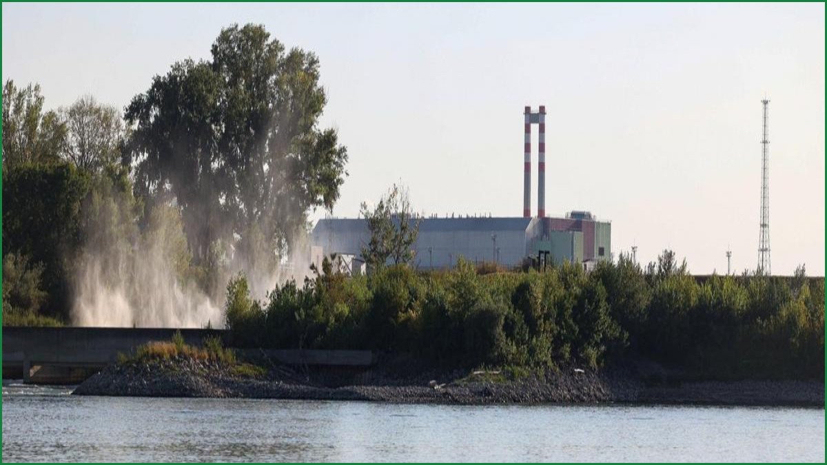 Danube Record Low Levels Force Hungary Nuclear Plant Shutdown