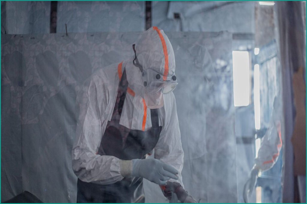 Ebola Outbreak Death Toll Exceeds 1,000 in DRC and Uganda