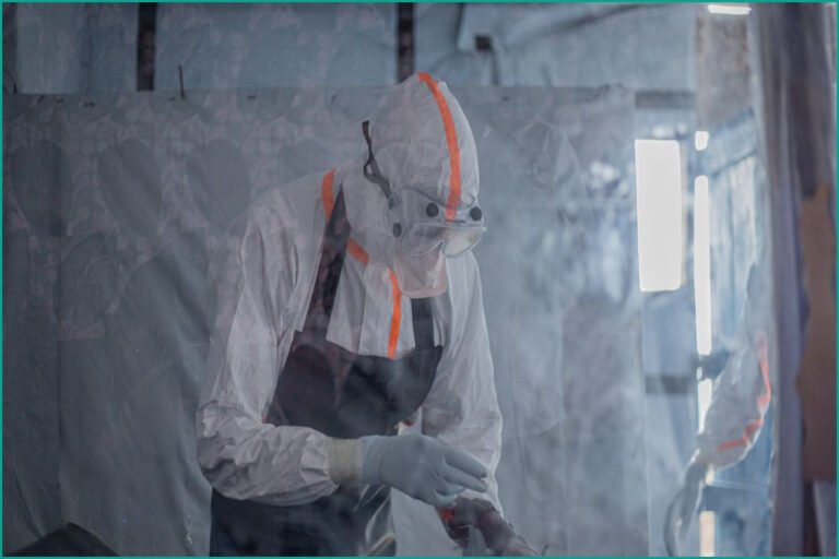 Ebola Outbreak Death Toll Exceeds 1,000 in DRC and Uganda