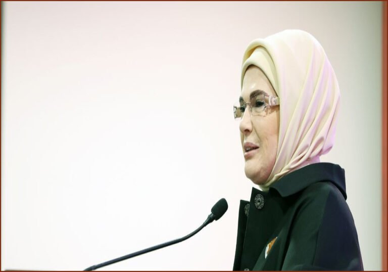 Emine Erdogan Commemorates Anniversary of July 15 Coup Attempt