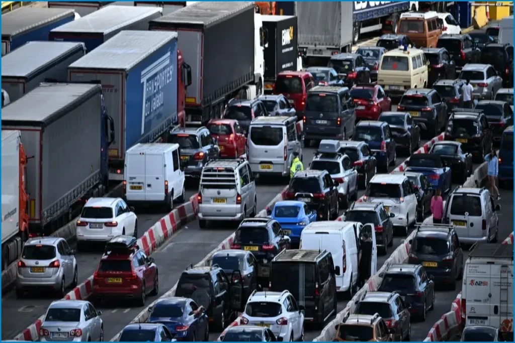 France Defends EES Passport Checks Amid Travel Delay Concerns
