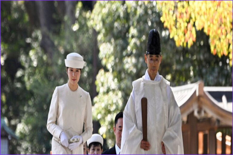 Japan Enshrines Male-Only Succession for Shrinking Imperial Family
