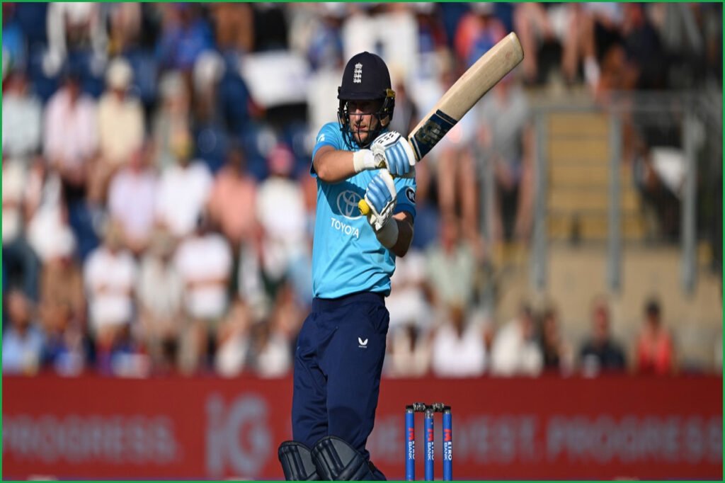 Joe Root Guides England to Victory in Second ODI