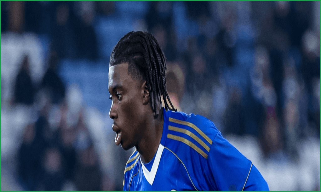 Manchester City Signs Teenage Winger Monga to Five-Year Deal