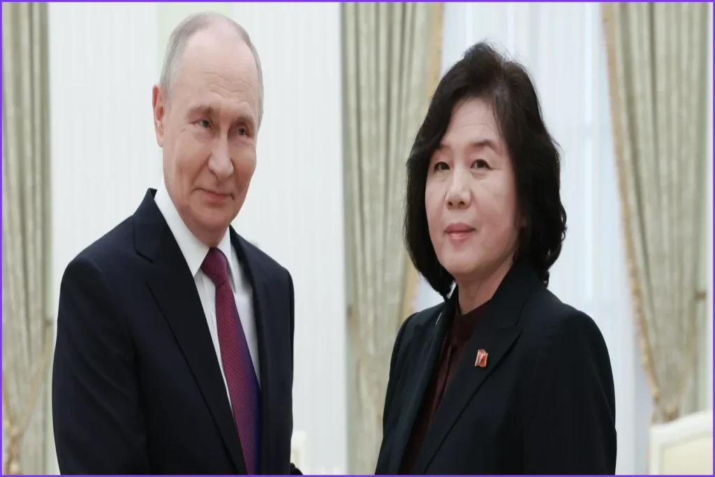 Putin Meets North Korean Foreign Minister in Moscow