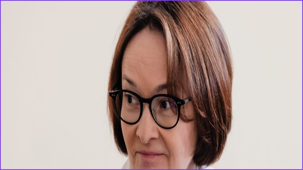 Russian Central Bank Slashes GDP Forecast Amid Inflation Concerns