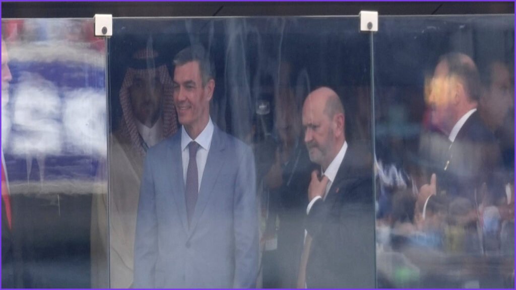 Trump and Sánchez Meet at World Cup Final in New Jersey