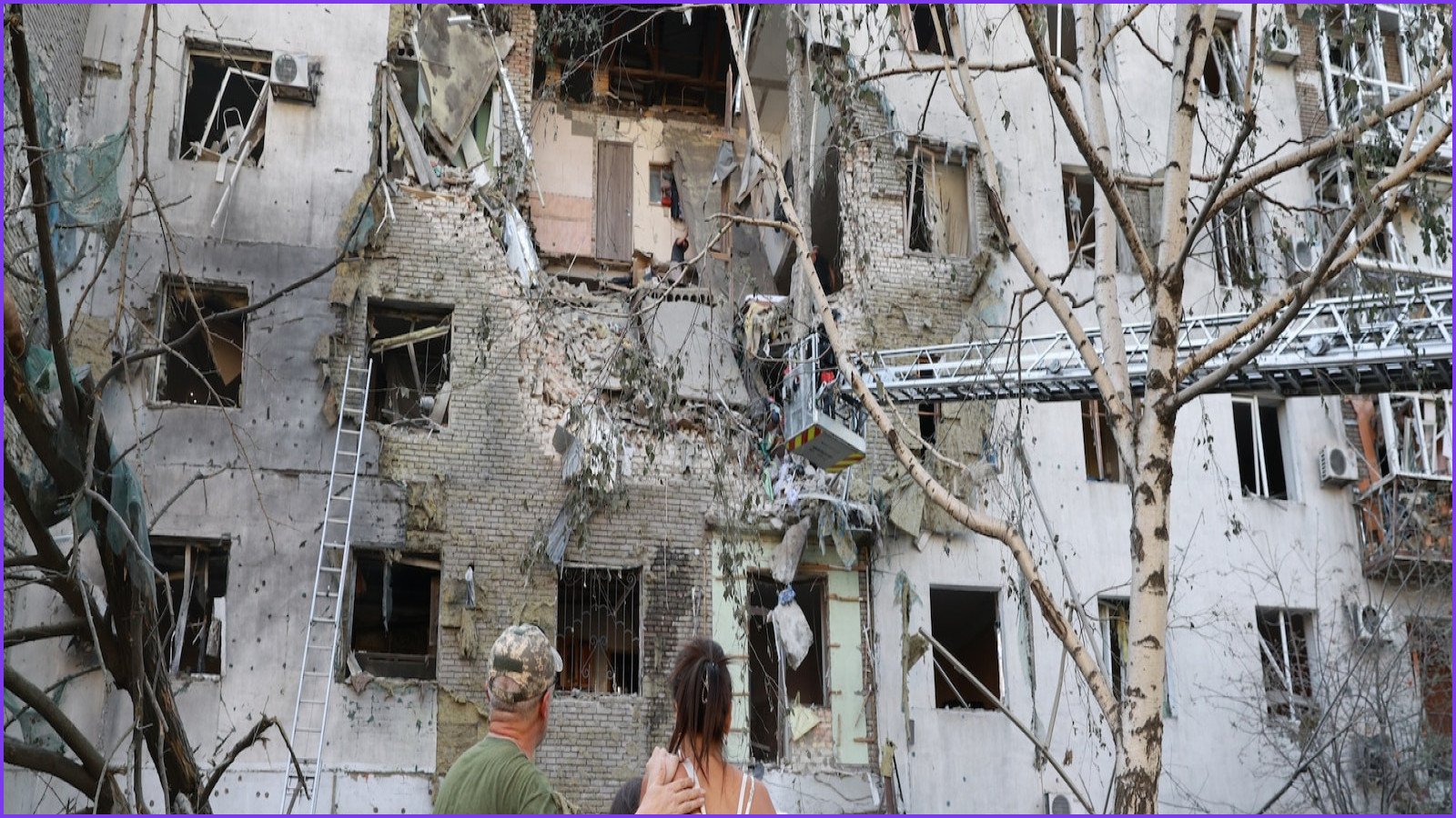 Ukraine Launches 400 Drones Toward Moscow Amid Domestic Unrest