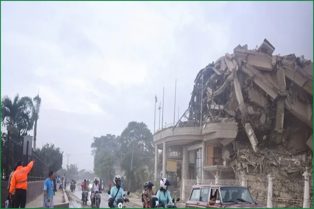 Venezuela Begins Demolishing Buildings After Deadly Twin Earthquakes