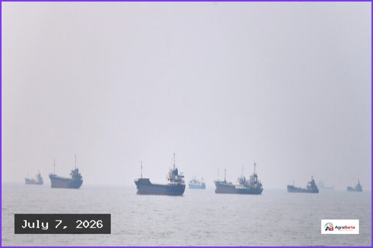 Three Tankers Hit in Hormuz Strait as US Revokes Iran Oil License
