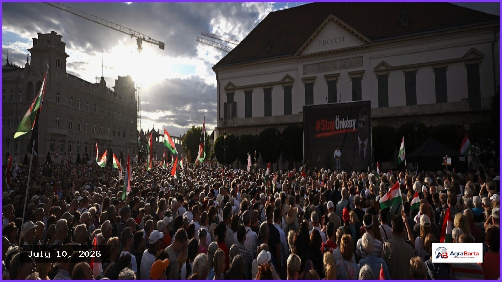 Orbán Supporters Rally in Budapest Against Presidential Ouster Plans