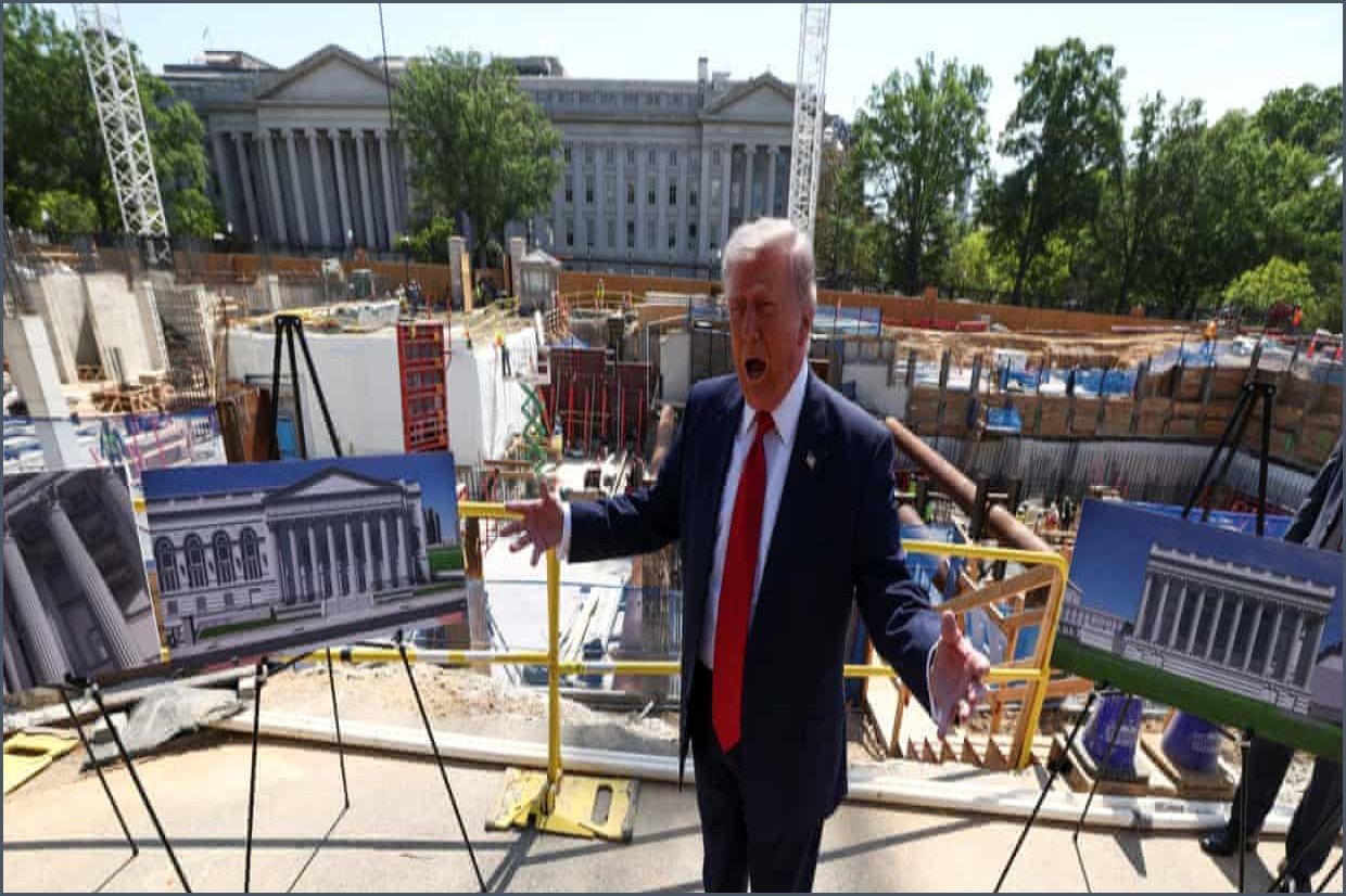 Appeals Court Halts Construction of Trump’s $400m Ballroom