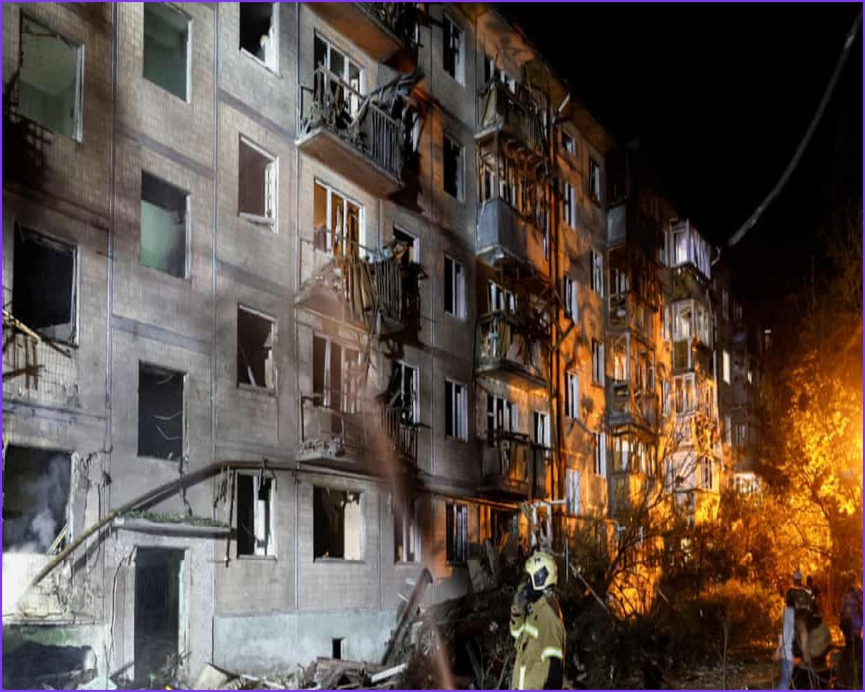 Four Killed in Kyiv Missile Attack as Zelenskyy Seeks Starlink