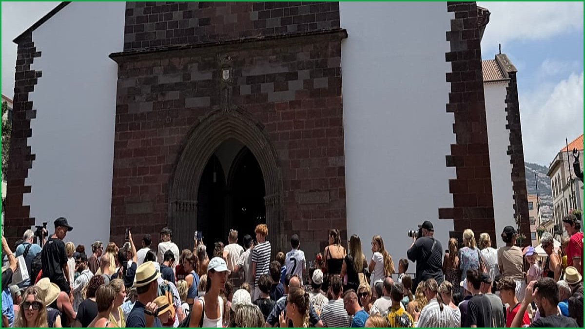 Funchal Cathedral Wedding Draws Crowds Expecting Cristiano Ronaldo