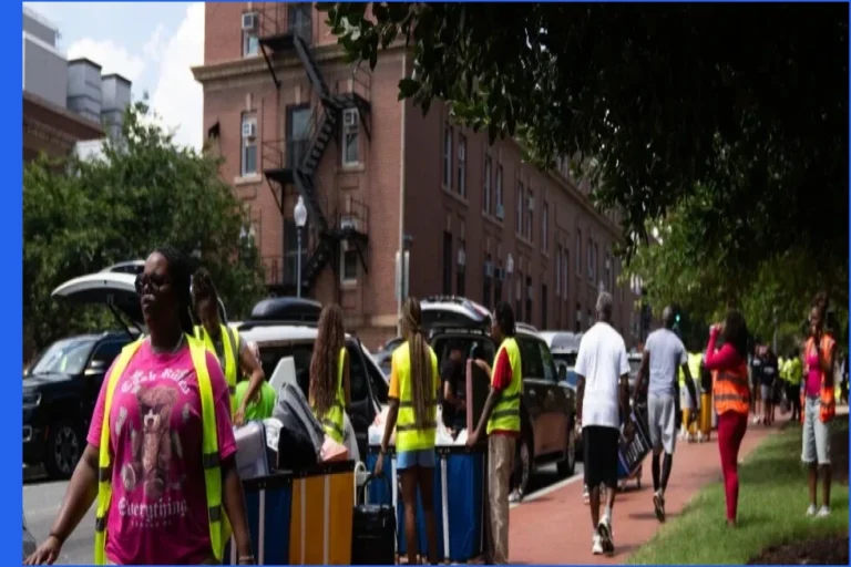 Howard University Students Move In After Unenrollment Scare