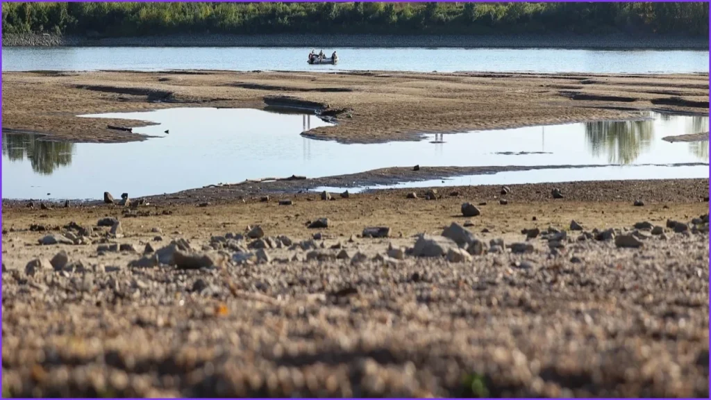 Hungary Intervenes on Danube to Protect Paks Nuclear Plant