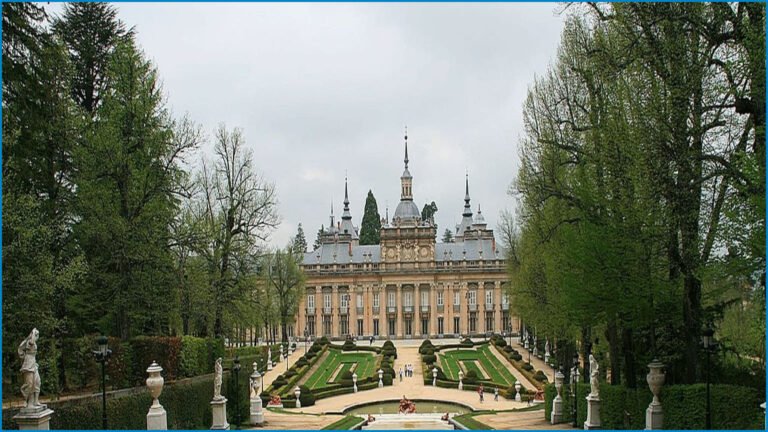 Interactive Global Map Offers New Way To Explore Castles