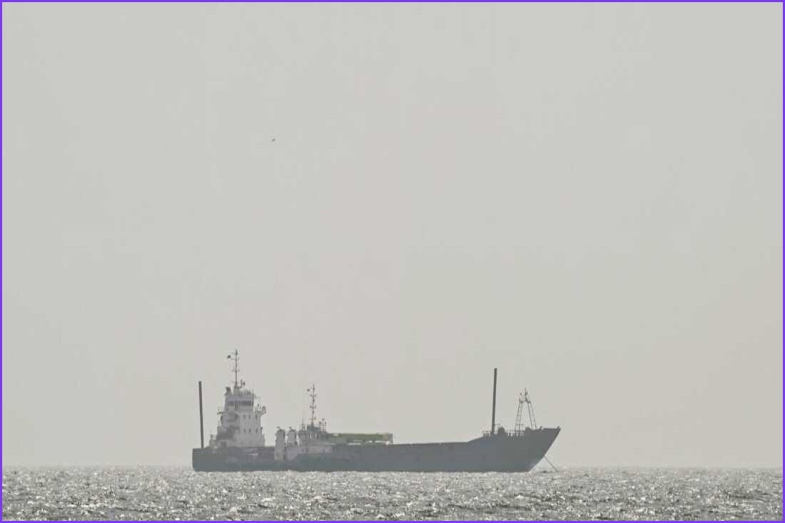 Iran Proposes Ban on Hostile Ships in Strait of Hormuz