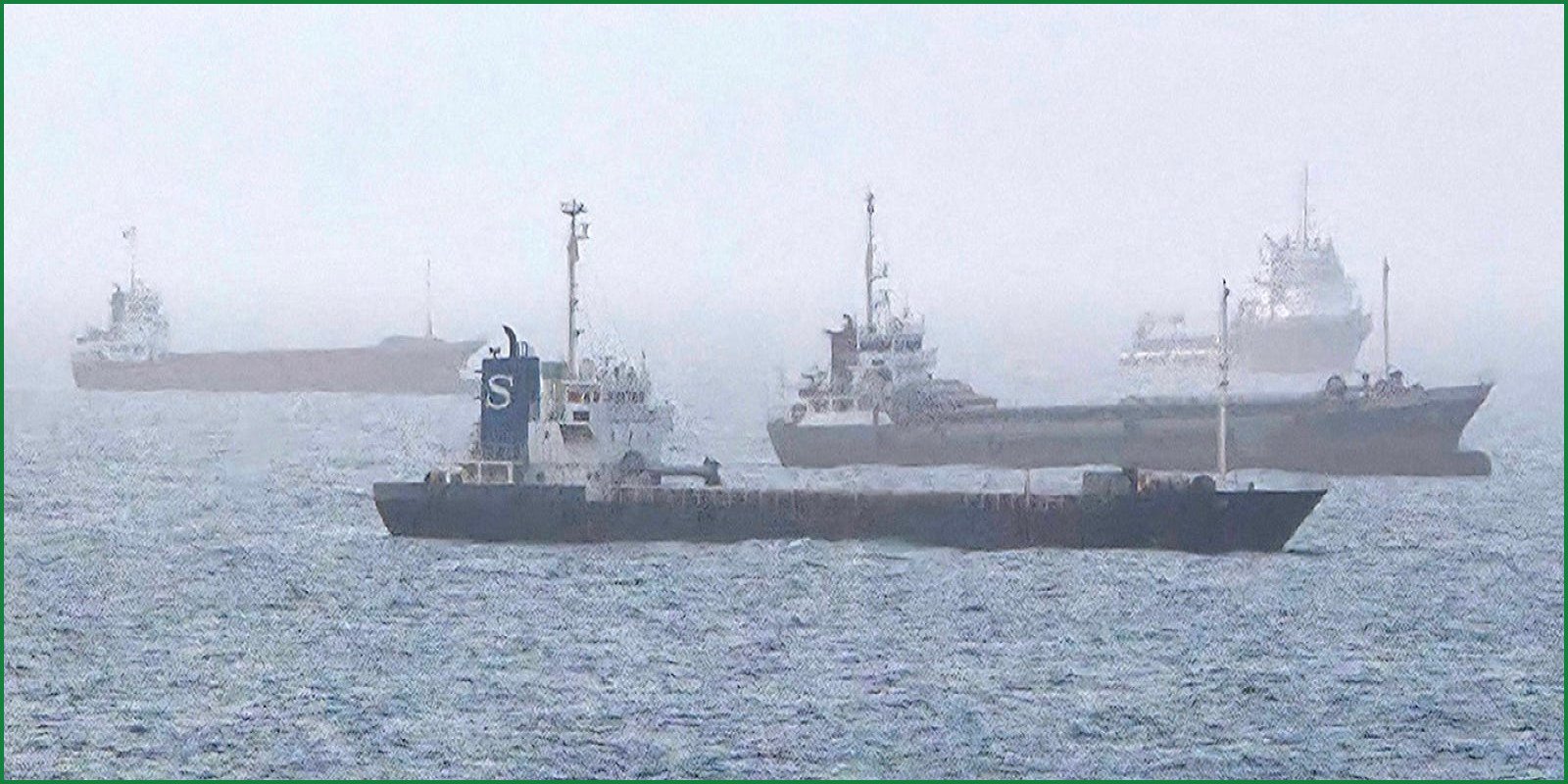 Iran War Shipping Gridlock Sparks Global Marine Invasion Threat