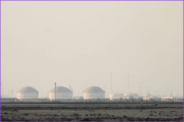 Iranian Media Lists Potential Energy Targets Amid Escalation Fears