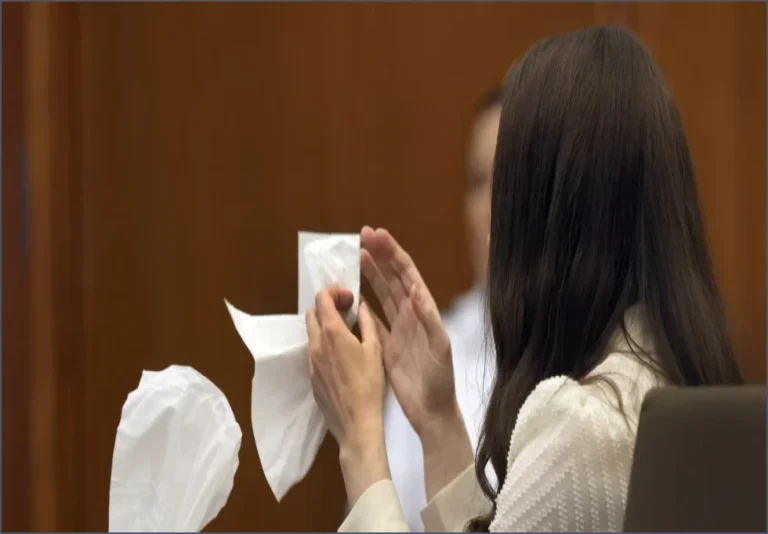 Lindsay Clancy Sobs as Jurors View Autopsy Photos in Murder Trial