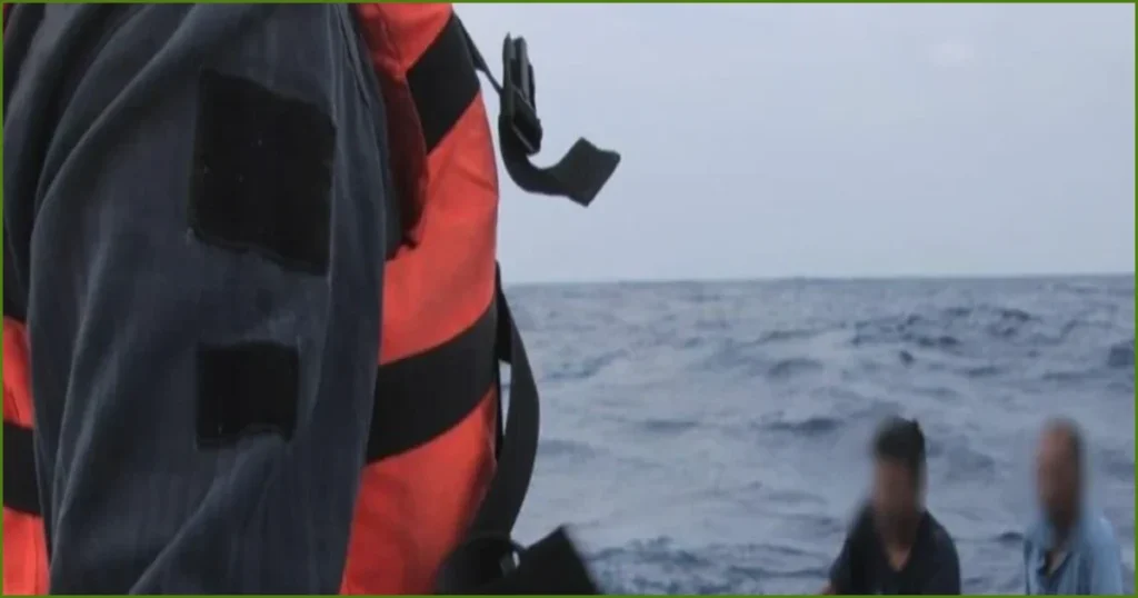 Mexican Navy Rescues Two Fishermen Floating on Cooler