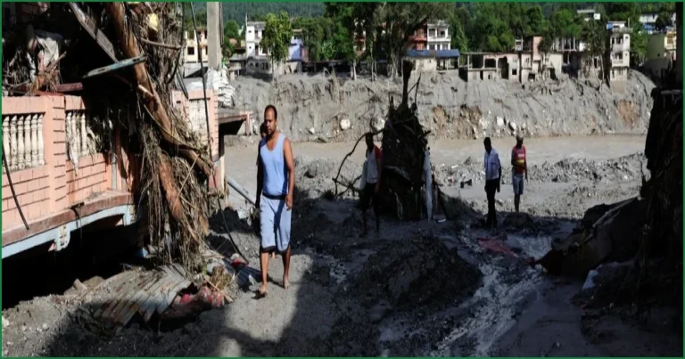 Nepal Flood Death Toll Nears 600 as Thousands Remain Missing
