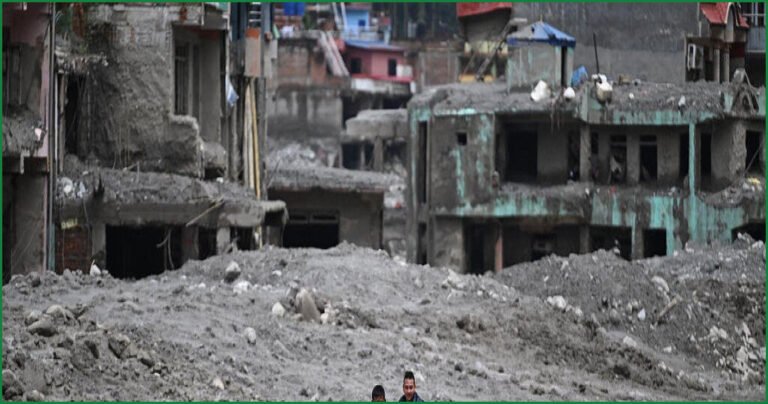 Nepal Issues New Flood Alerts as Death Toll Exceeds 800