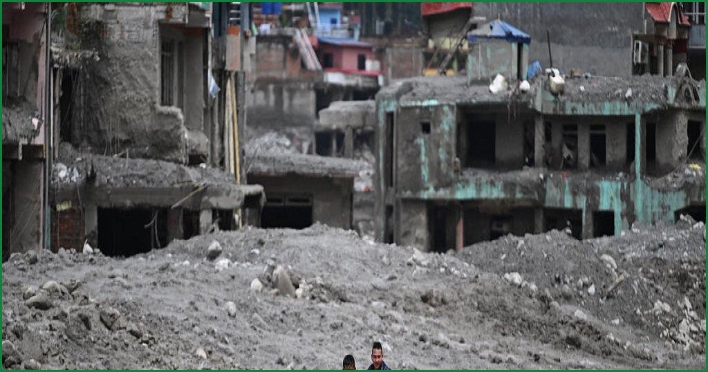 Nepal Issues New Flood Alerts as Death Toll Exceeds 800