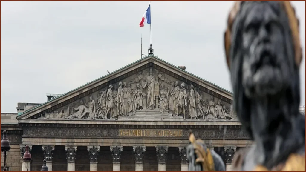 Paris National Assembly Pavilion Project Sparks Outcry