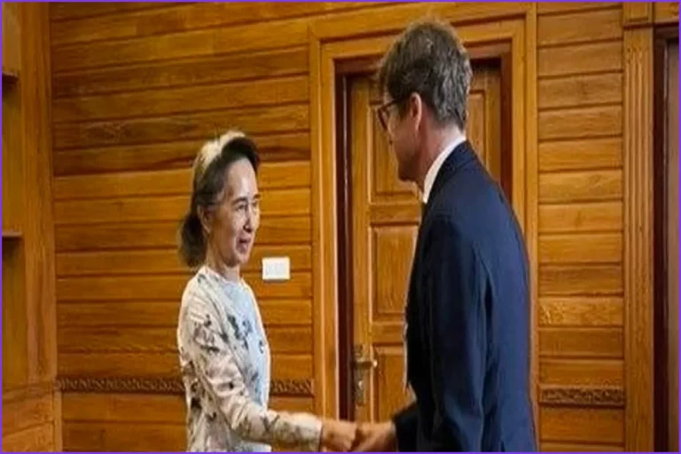 Rare Photos of Aung San Suu Kyi Give Family Hope