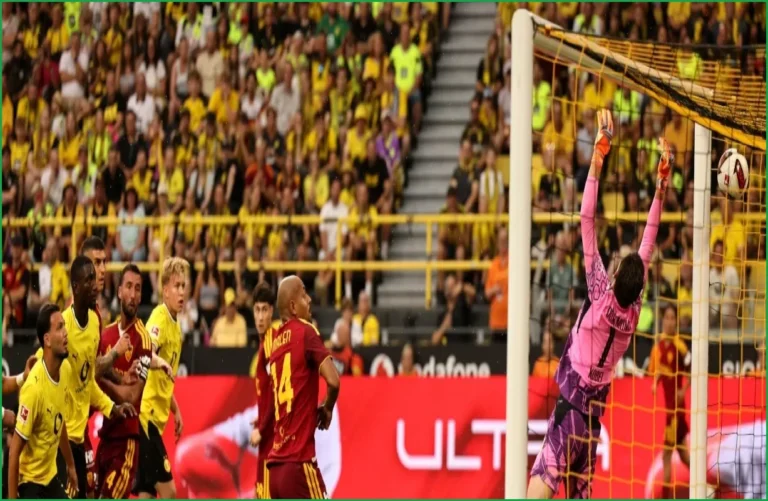 Roma Draws 2-2 With Dortmund as Molina Makes Debut