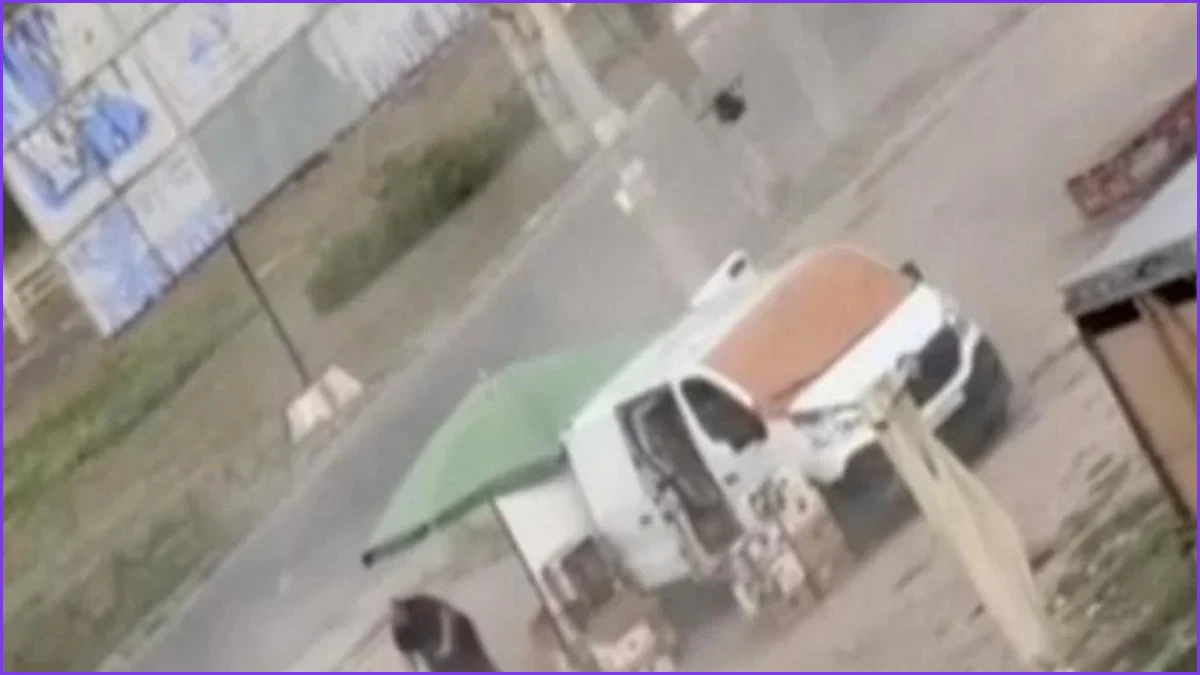 Russian Drone Targets Kherson Street Vendor in ‘Safari’ Attack