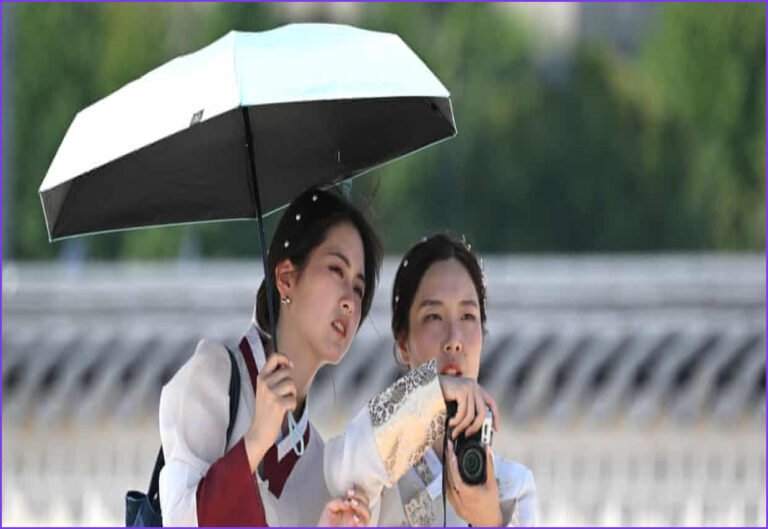 Seoul Braces for First Severe Heatwave Warning