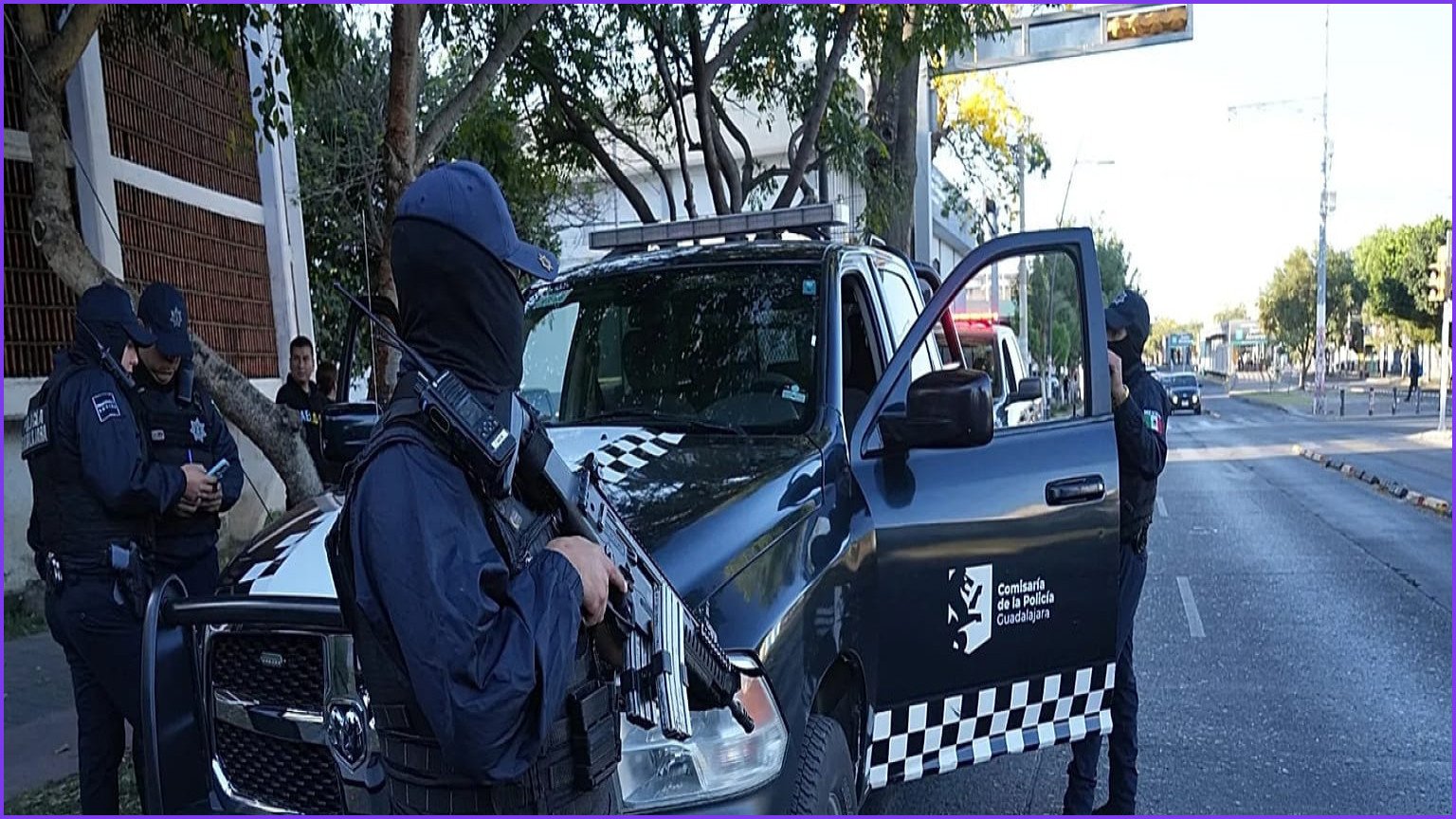 Six Wounded in Mexico Car Bombing Outside Police Station