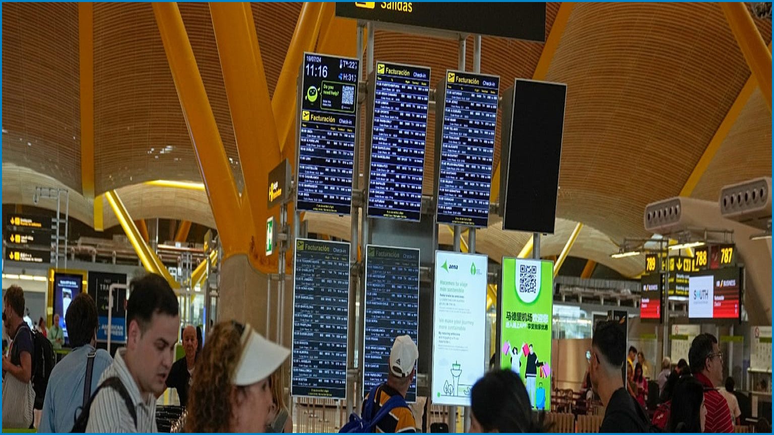 Spain Imposes New Border Checks for Travellers From Italy