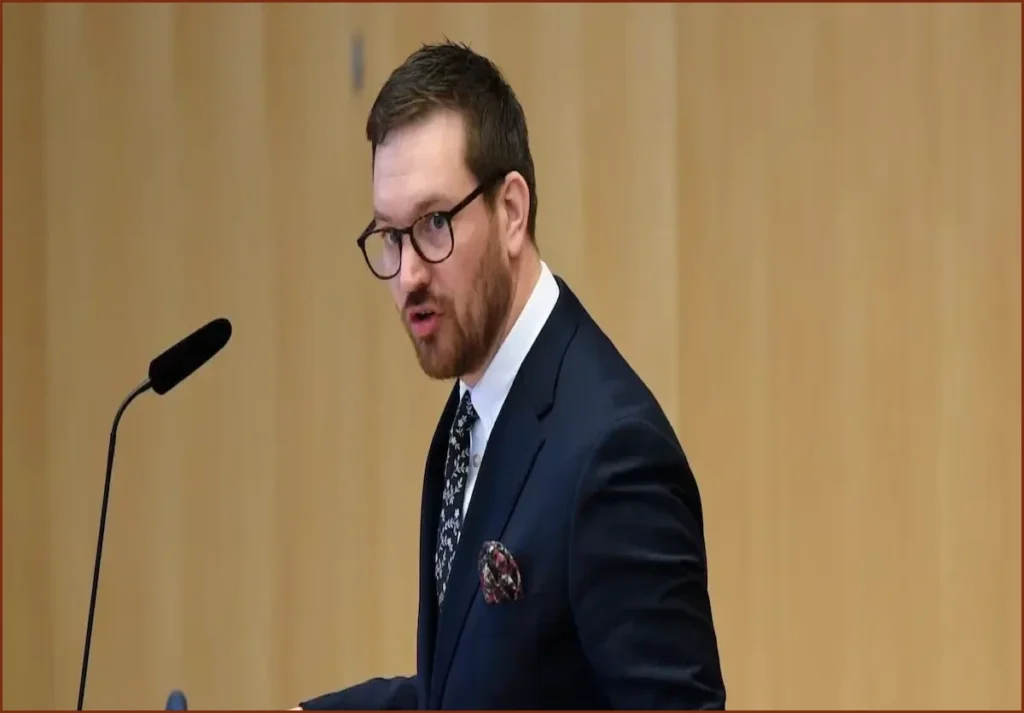 Swedish MP Demands Action on Deportation of Elderly Britons