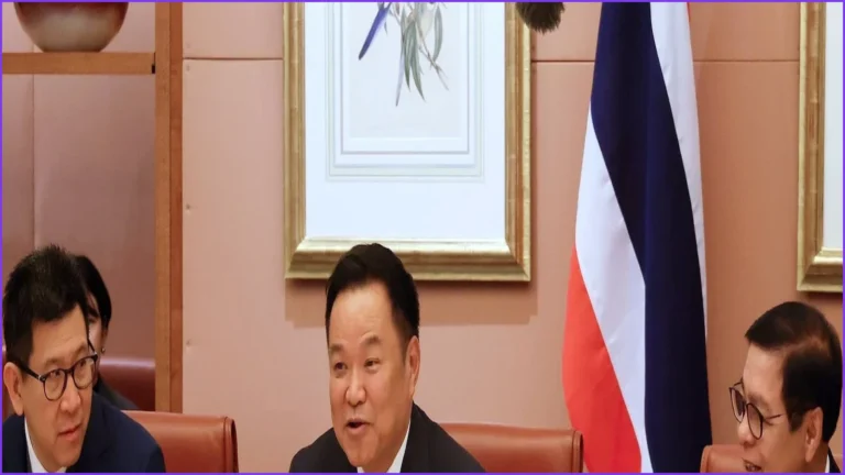 Thai PM Meets Security Chiefs After Coordinated Southern Attacks