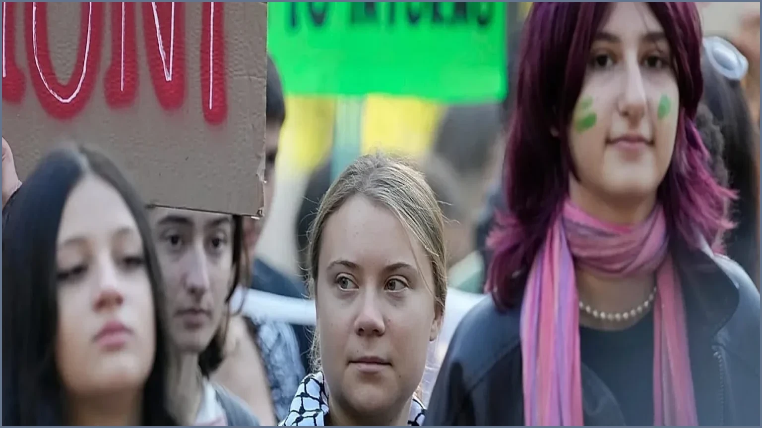 Thousands Rally in Stockholm Demanding Stronger Swedish Climate Policy