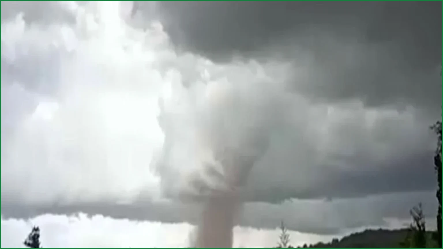 Tornado in Aude Leaves 26 Injured and Destroys Homes