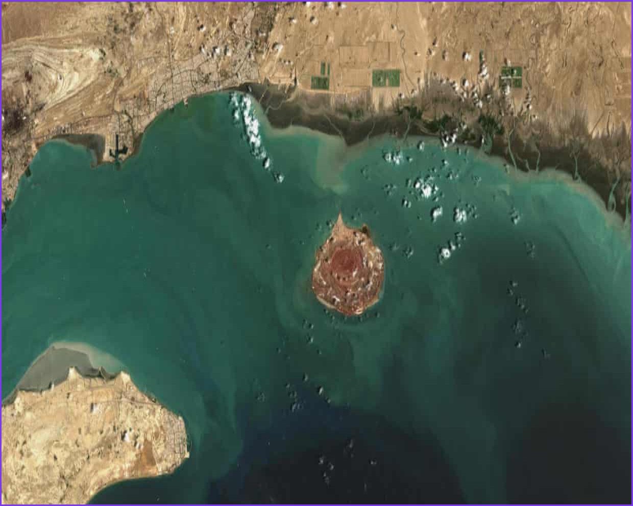 US Forces Strike Iranian Missile Launchers on Larak Island