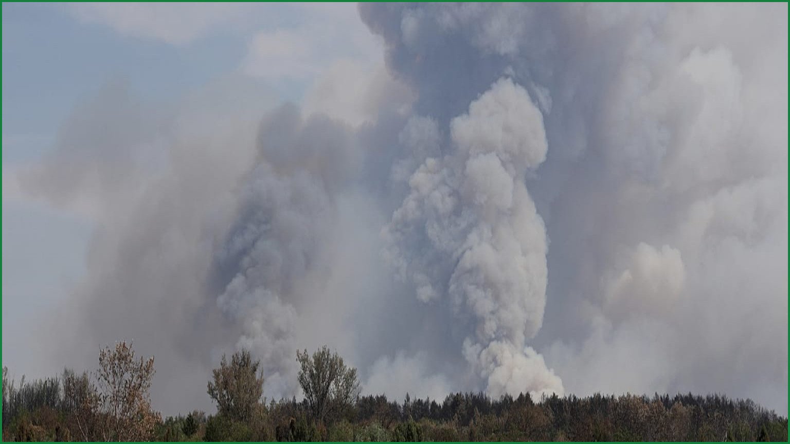 Weeks-Long Serbian Wildfire Forces Evacuations Amid Extreme Heat