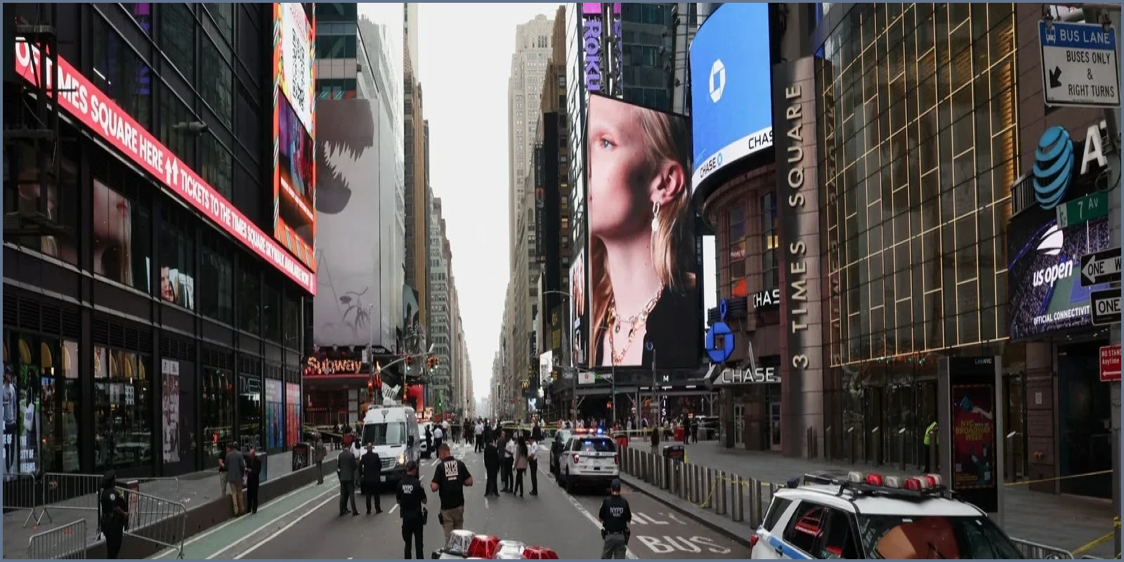 Bank of America Executive Fatally Stabbed in Times Square
