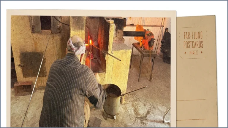 Damascus Glassmaker Maintains Ancient Craft Amid Syria's Economic Struggle