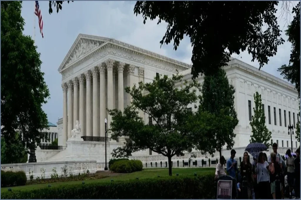 Supreme Court Allows Trump Administration to Use Voter Database