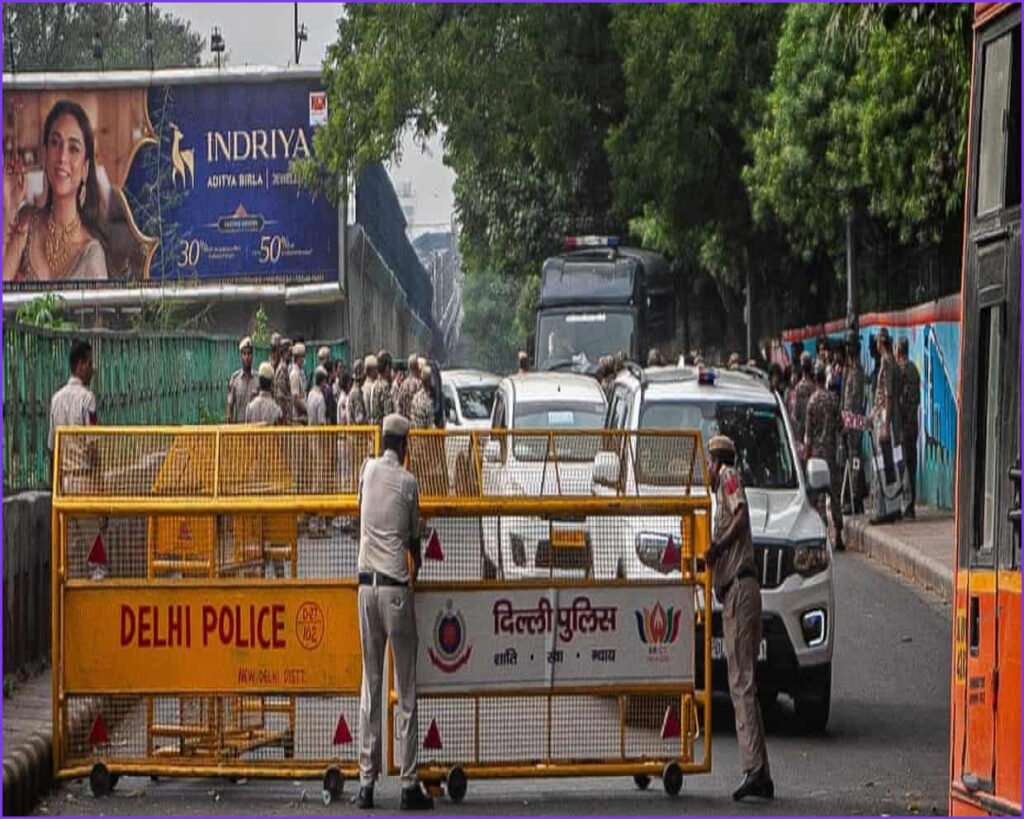 Delhi Metro Stations Closed Amid Protests Over Voter Lists