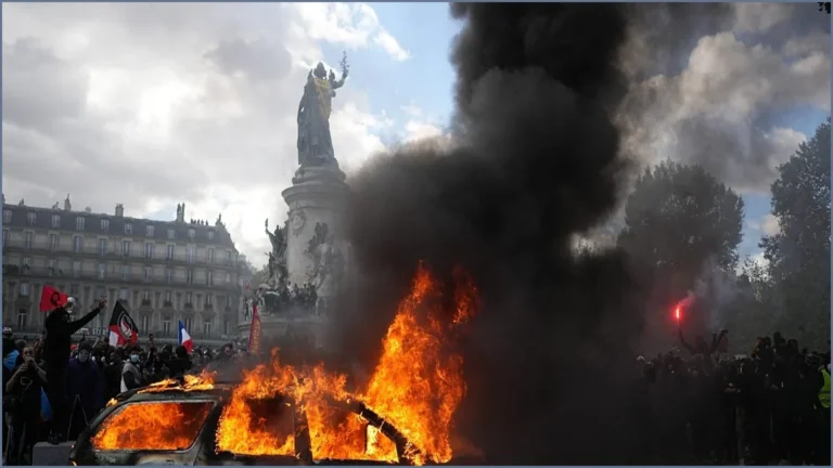 French Senate Passes Bill Holding Protesters Liable for Damages