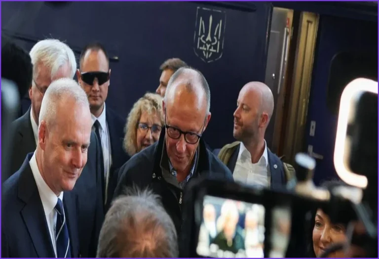 German Chancellor Merz Visits Kiev Amidst New Russian Strikes